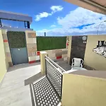Townhouse * אדחה