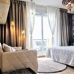 Townhouse * אדחה