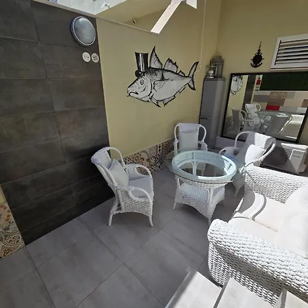 Townhouse אדחה