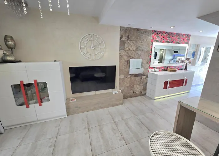 Townhouse *